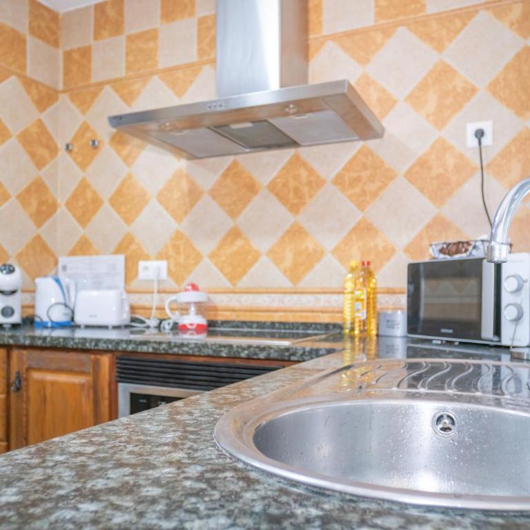 Apartalux Aqua Magic - Three-Bedroom Apartment - 25