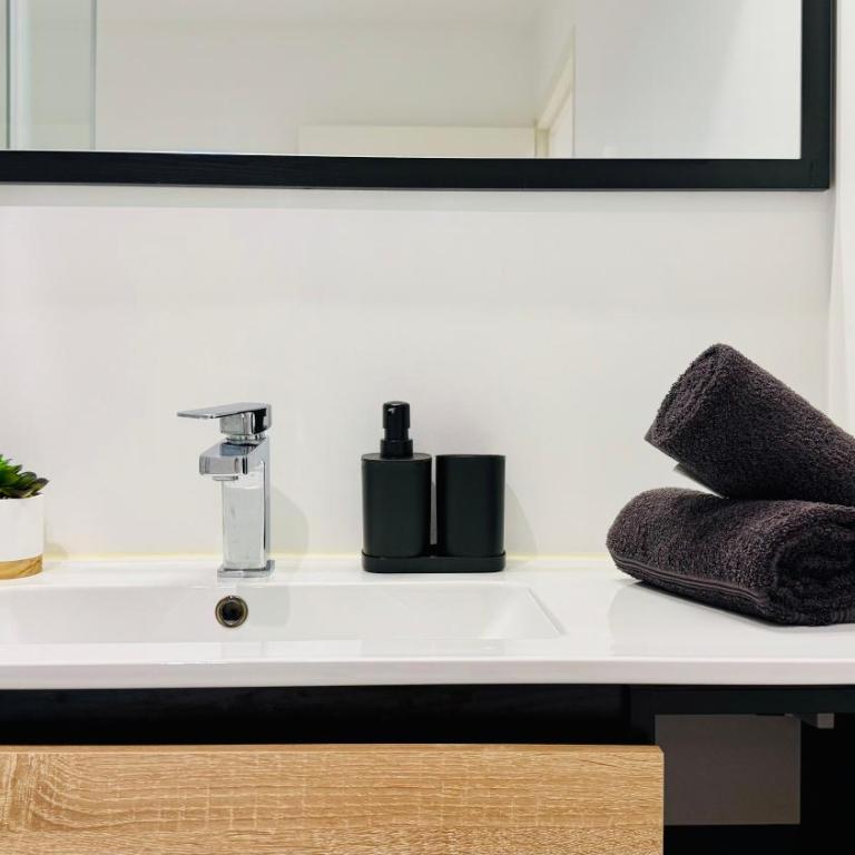 La Parenthèse Moderne - Parking - Wifi - Apartamento de 1 dormitorio - 15