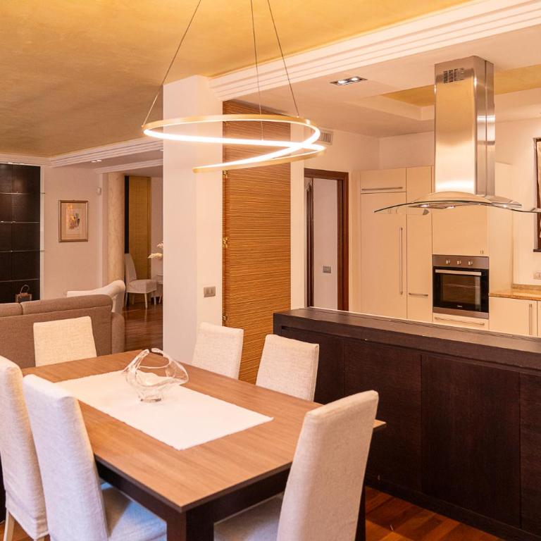 Relais La Torre - Domus Verona - Apartment with Terrace - Terrazza Arena - 7