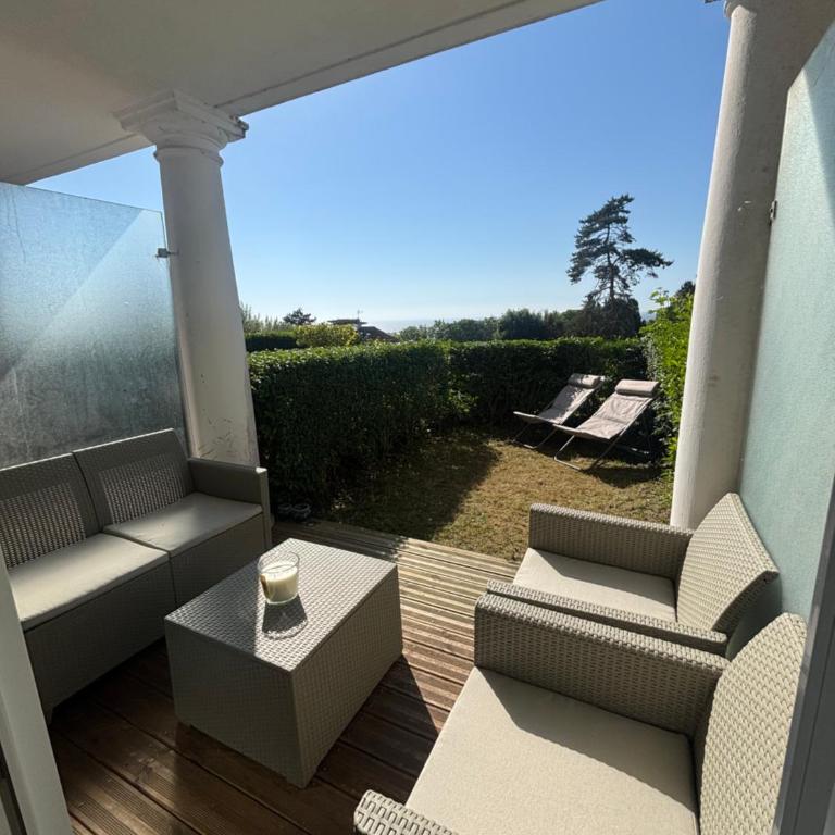 Studio Jardin avec Terrasse VUE MER - Appartement 1 Chambre - 2