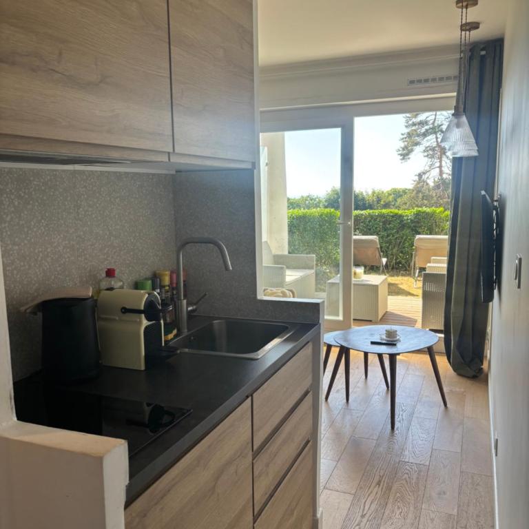 Studio Jardin avec Terrasse VUE MER - Appartement 1 Chambre - 6