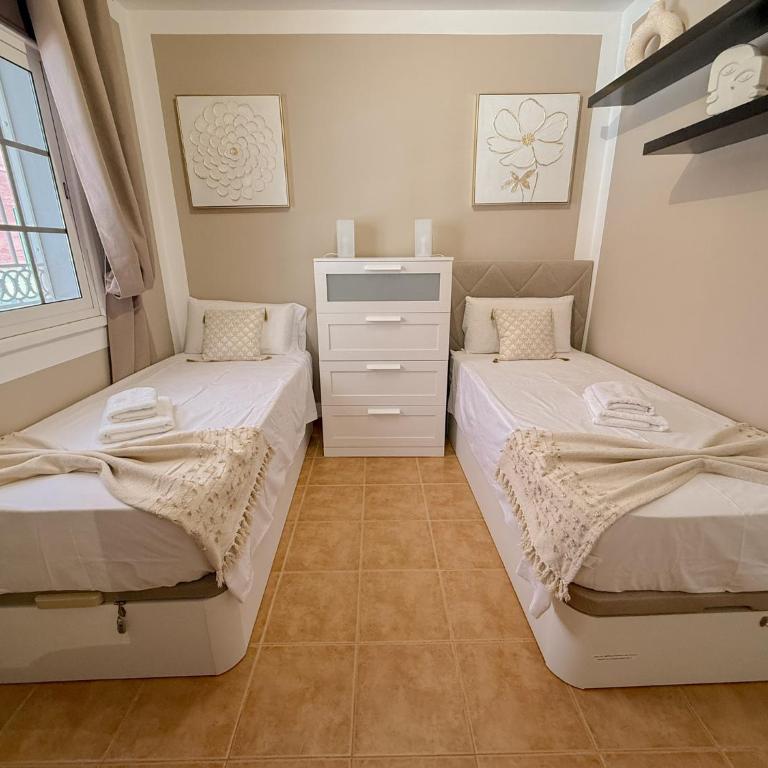 Pambnb - Bright Family Flat with Pools & Large Outdoor Space - Apartamento de 3 dormitorios - 24