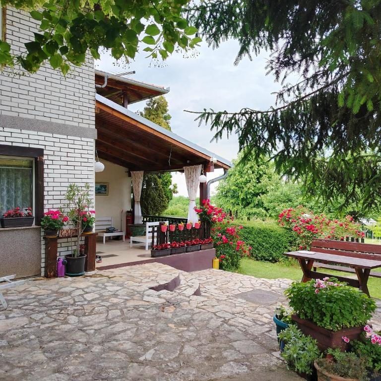 KosMaj Dan Belgrade, Sopot - Kuća sa 1 Spavaćom Sobom - 5