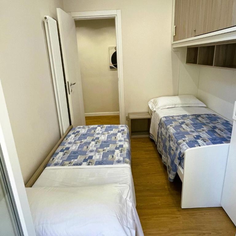 GOA SEA APARTMENT - appartamento in centro Garden&freepark - Two-Bedroom Apartment with Garden View - 12