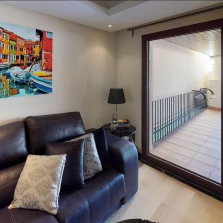 Departamento en complejo residencial Bahía del Plata, Estepona, España - Apartamento de 2 dormitorios con piscina privada - 5