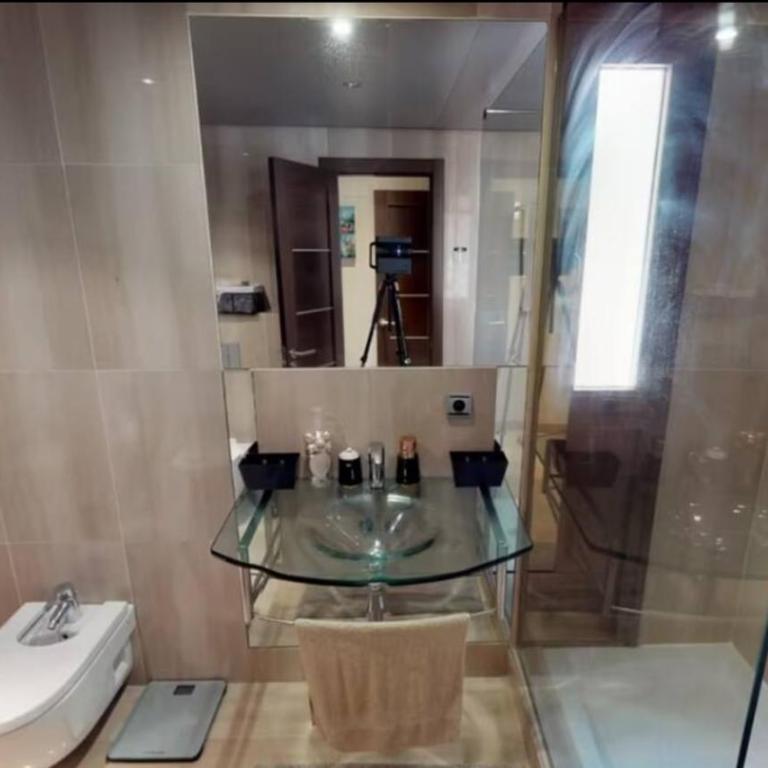 Departamento en complejo residencial Bahía del Plata, Estepona, España - Apartamento de 2 dormitorios con piscina privada - 12