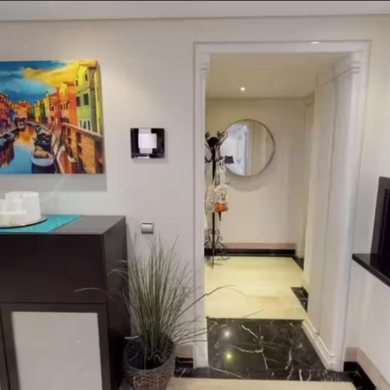 Departamento en complejo residencial Bahía del Plata, Estepona, España - Apartamento de 2 dormitorios con piscina privada - 16