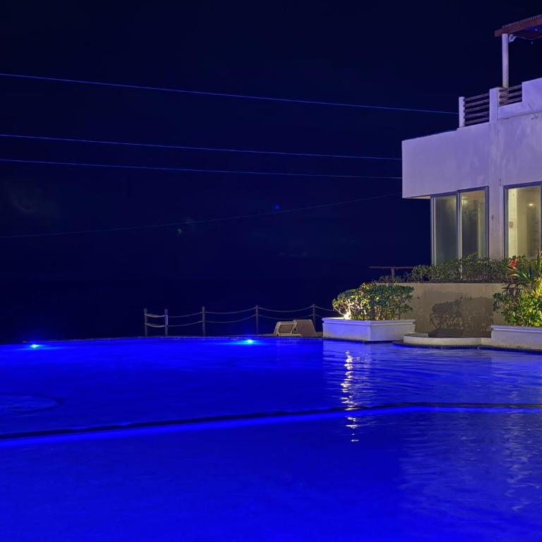 Cancun Plaza Condo Mexico - Studio Apartment with Sea View - 48