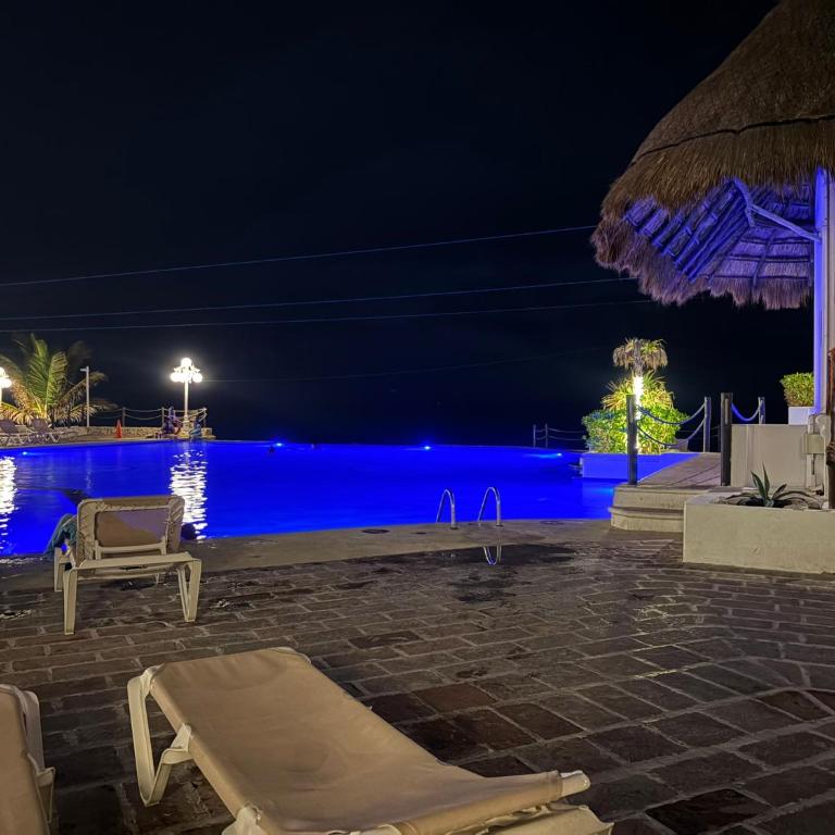 Cancun Plaza Condo Mexico - Studio Apartment with Sea View - 50