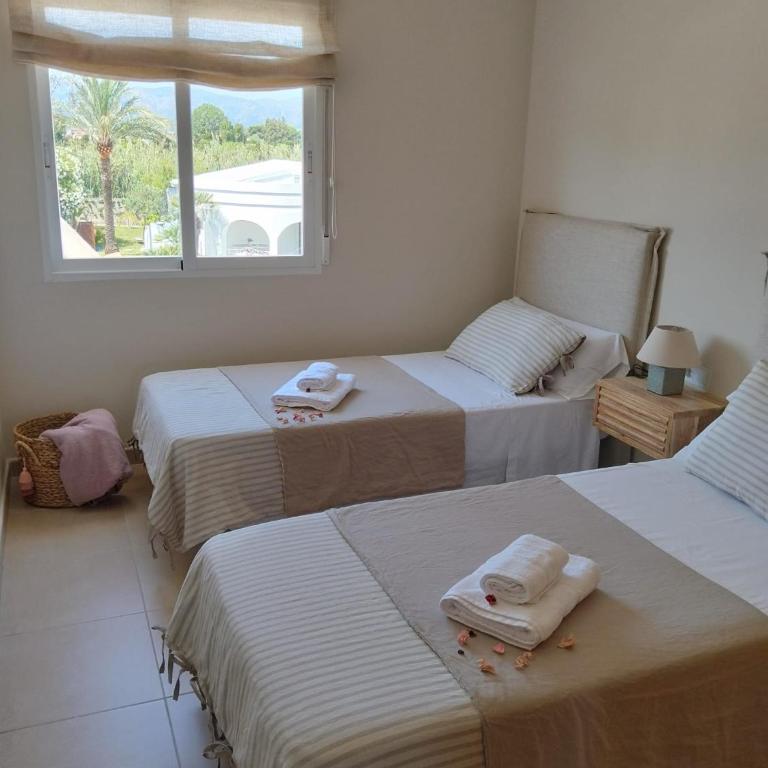 DENIA Playa Santa Ana Adosados - Cómodo apartamento con Piscina, Terraza y Parking, a 2 minutos de la playa - Apartamento de 2 dormitorios - 64