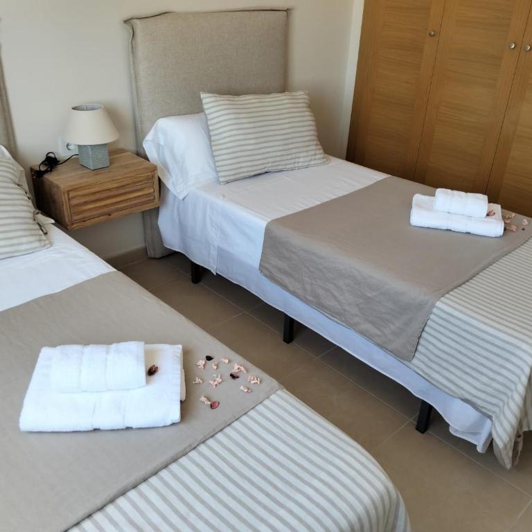 DENIA Playa Santa Ana Adosados - Cómodo apartamento con Piscina, Terraza y Parking, a 2 minutos de la playa - Apartamento de 2 dormitorios - 62