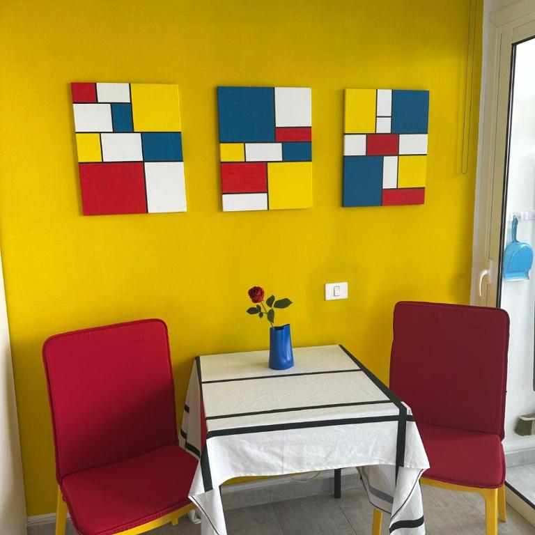 Estudio mondrian - Estudio con vista al océano - 10