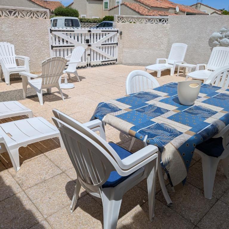 Maison de vacances climatisée 600m de la mer Cour privative et parking - Maison 3 Chambres - 16