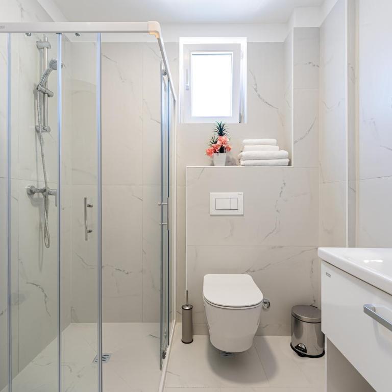 Millennium Apartments Budva - Two-Bedroom Apartment - 34