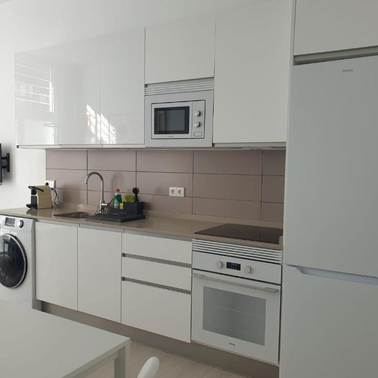 A estrenar zona García Noblejas - Apartamento de 2 dormitorios - 5