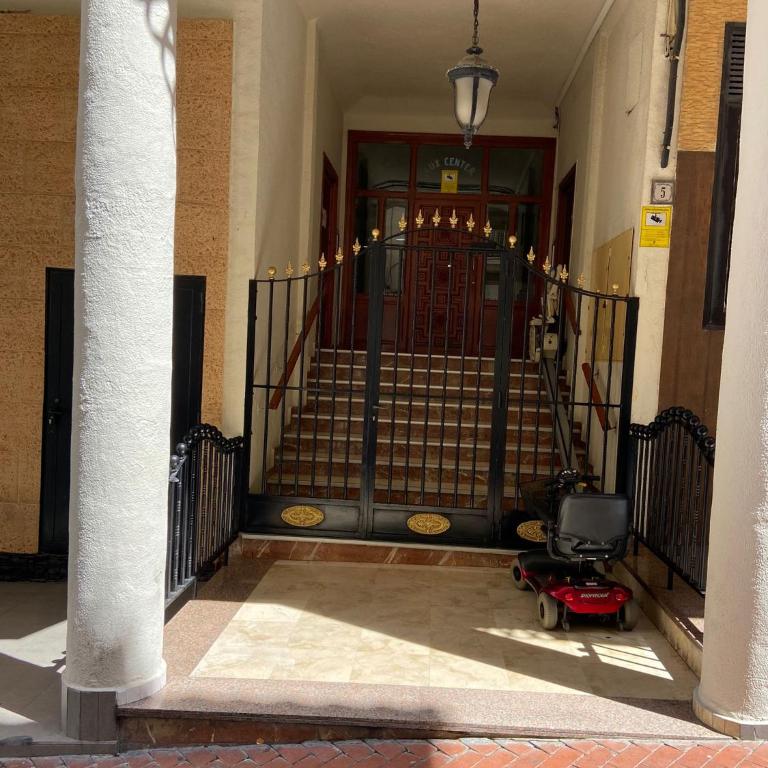 Lux Center 4C - Three-Bedroom Apartment - 26