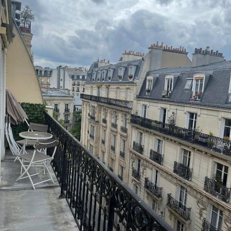 Appartement avec Terrasse 14 ème - Appartement 1 Chambre - 14