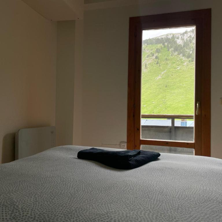 Candanchu Maitea - One-Bedroom Apartment with Balcony and Mountain View - 15