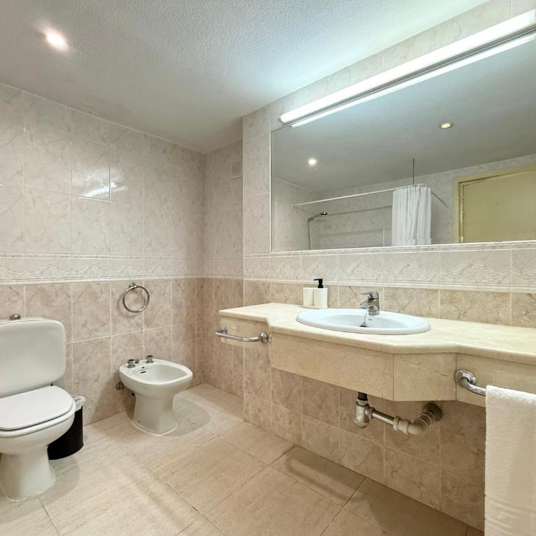 PYR BeachFront and Pool Apartment - Apartamento de 2 dormitorios con terraza y vistas al mar - 12