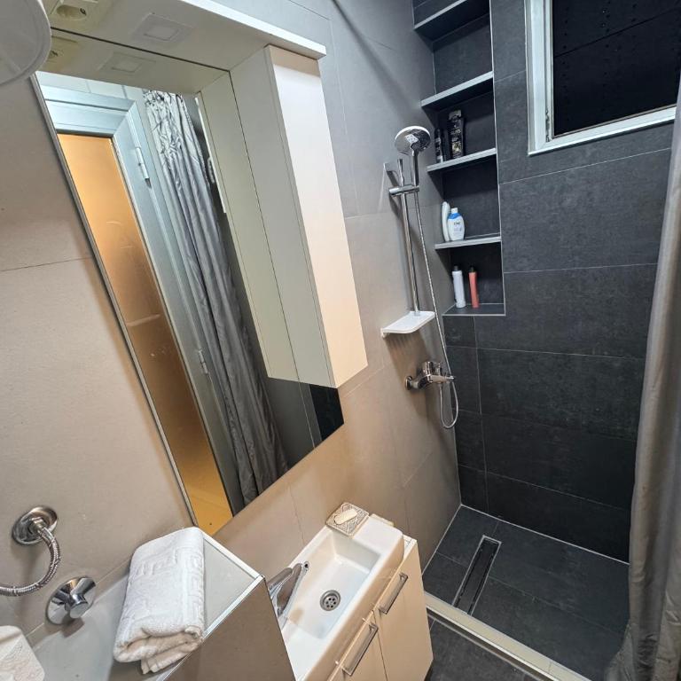 Sara City Center - Apartman - 15