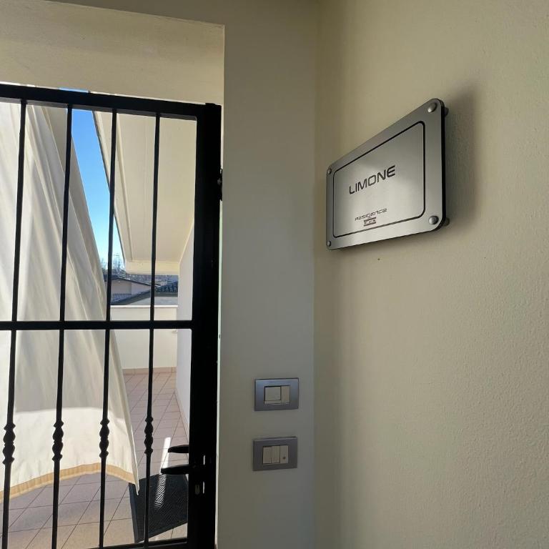 Residence Del Lago - Appartamento Attico con 2 Camere da Letto e Terrazza - 10