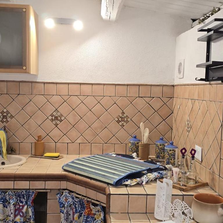 la casetta di nin e gian mondello - One-Bedroom House - 6