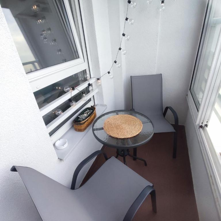 Premium Belvil apartment, free parking - One-Bedroom Apartment - 25