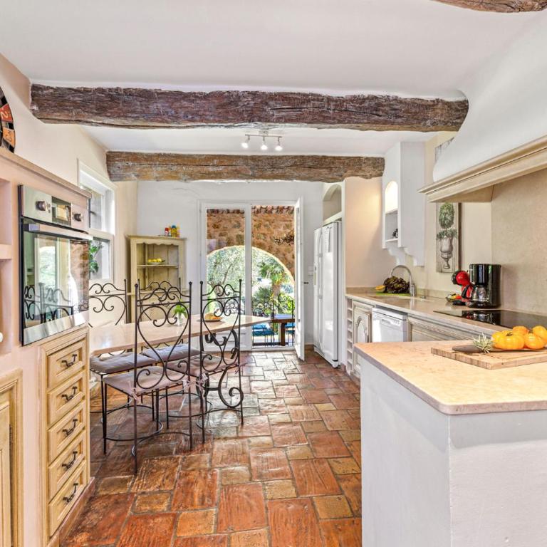 Villa provençale calme avec piscine chauffée 6 ch - Villa - 9