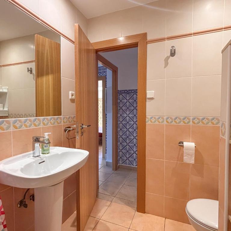 Playa Panorama - Santa Marta - Three-Bedroom Apartment - 2