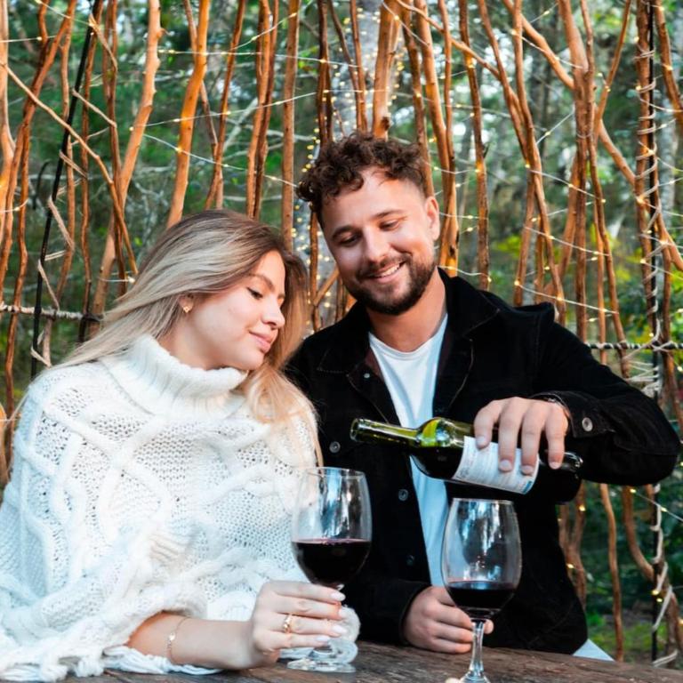 Luxury Cabin w Lake, HotTub, Cinema, Fire Pit, BBQ - Casa - 25