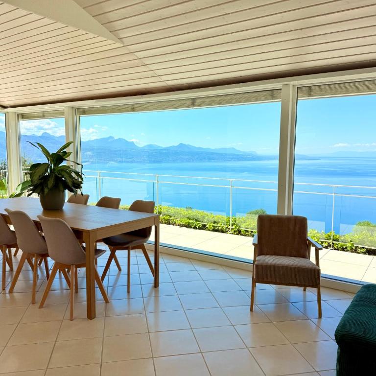 Premium Villa with Jacuzzi & Panoramic Lake View Lavaux - Villa - 1