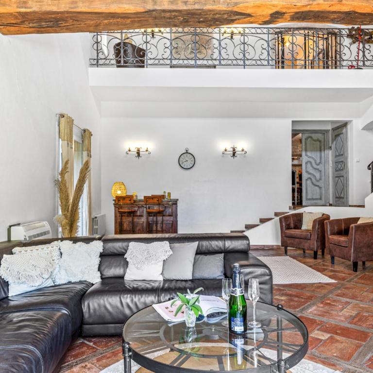 Villa provençale calme avec piscine chauffée 6 ch - Villa - 15