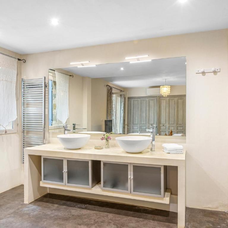 Villa provençale calme avec piscine chauffée 6 ch - Villa - 18