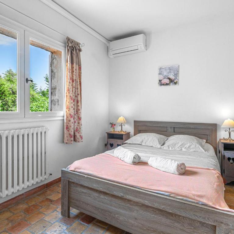 Villa provençale calme avec piscine chauffée 6 ch - Villa - 21