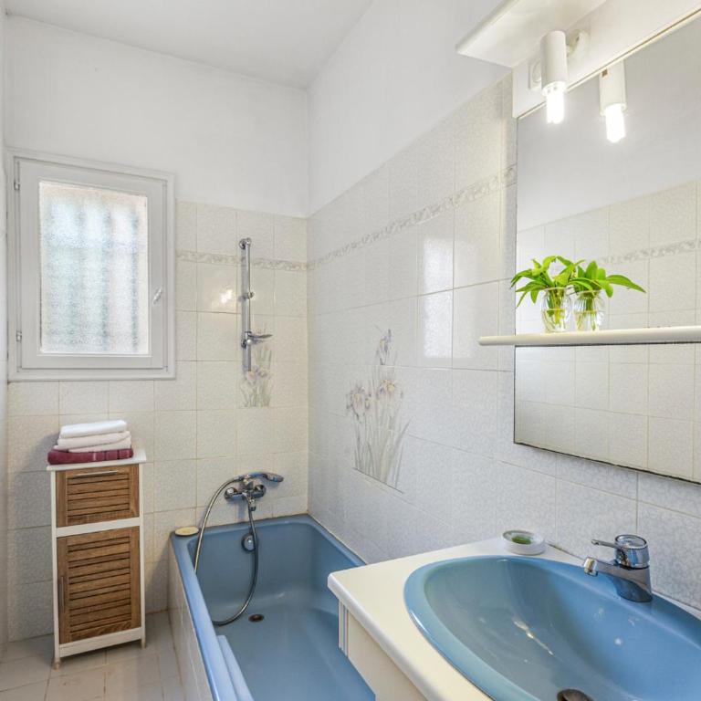 Villa provençale calme avec piscine chauffée 6 ch - Villa - 22