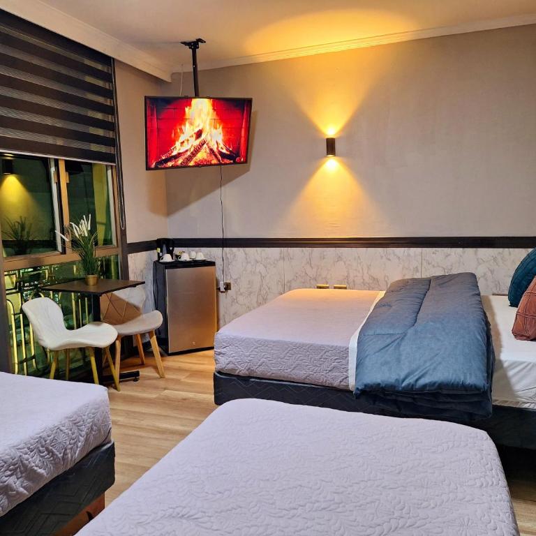 Hotel Asturias - Superior Double or Twin Room with City View - 4