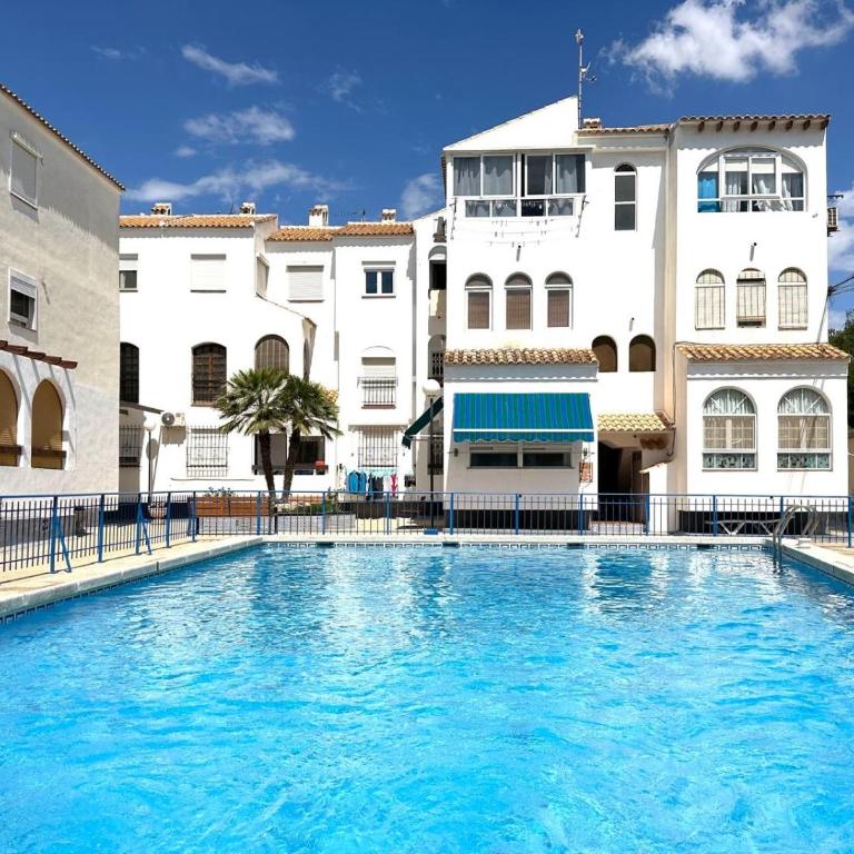 Charming apartment with Year-Round Pool & Near Sea - One-Bedroom Apartment - 1