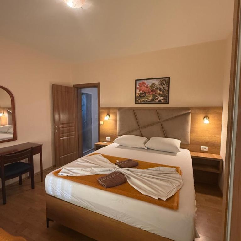Apartments George - Apartman sa 2 Spavaće Sobe i Balkonom - 3