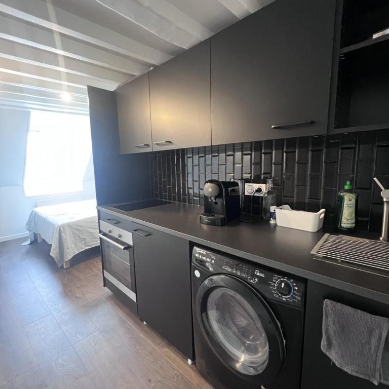 Cozy Studio by the Moulin Rouge - Apartamento de 1 dormitorio - 1
