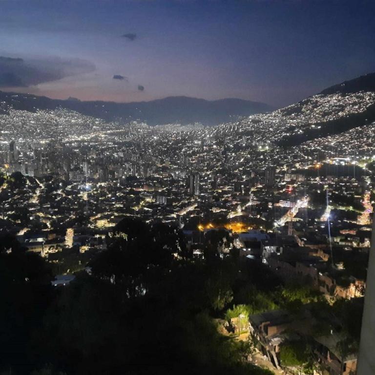 Medellin Las Palmas Beautiful View - Two-Bedroom Apartment - 9