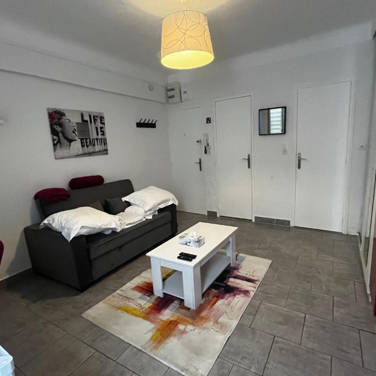 Studio 2 personnes dans le célèbre quartier des chartreux - Apartment mit 1 Schlafzimmer - 6