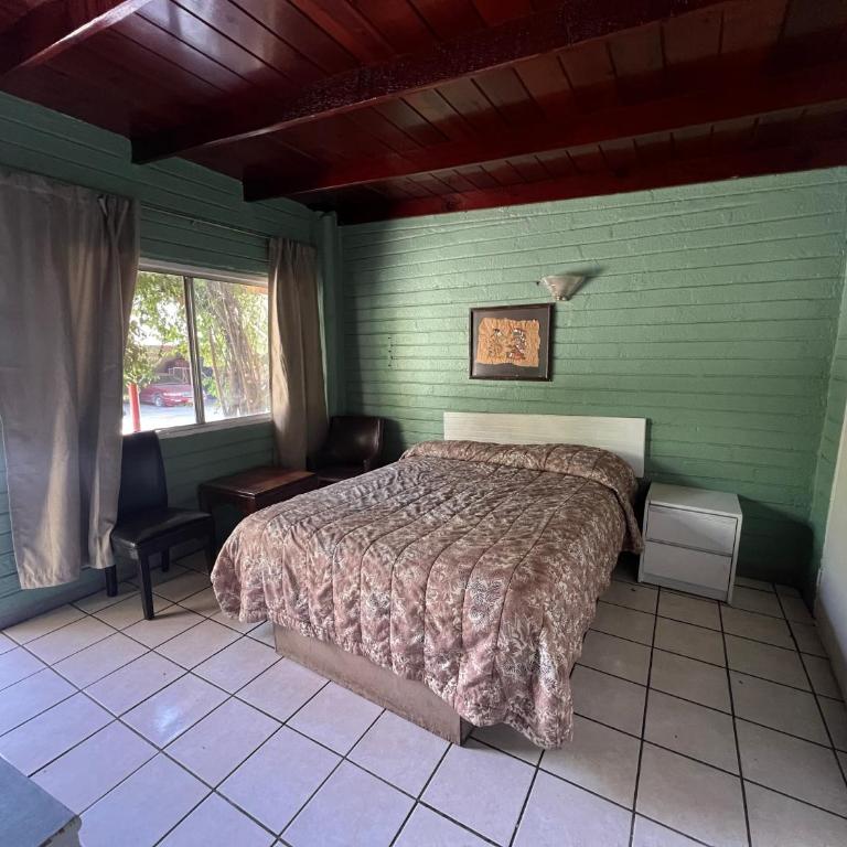 Motel Maya - Family Room - 5