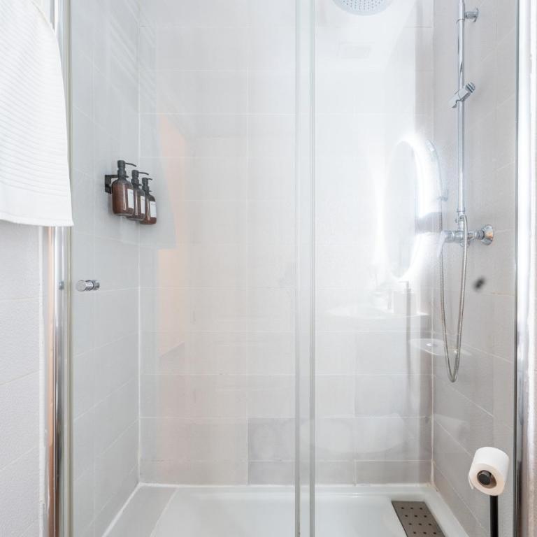 2 Ubicación Inmejorable, 5 min del Parque El Retiro, Puerta de Alcala, Goya, Serrano, Velazquez, & WiZink Center - Apartamento de 2 dormitorios - 32
