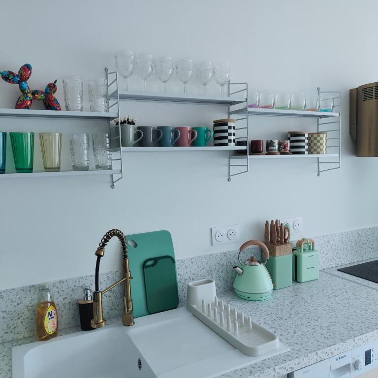 Beau T3 au calme près gare, mer et centre ville - Two-Bedroom Apartment - 17