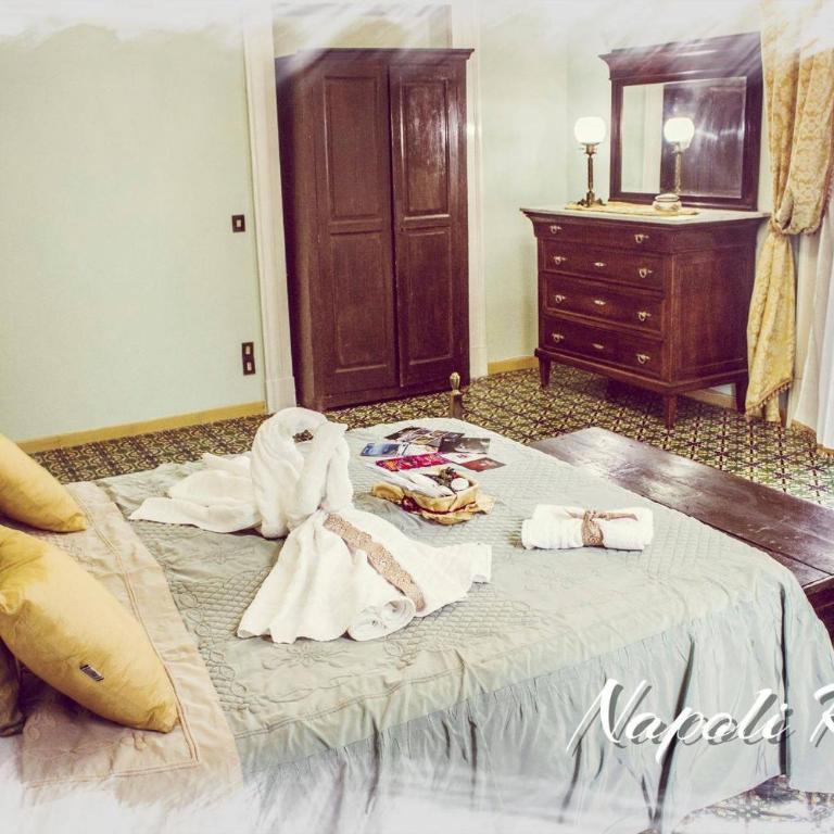 Napoli Retro - Camera Deluxe Matrimoniale/Doppia con Letti Singoli con Vista Città - 13