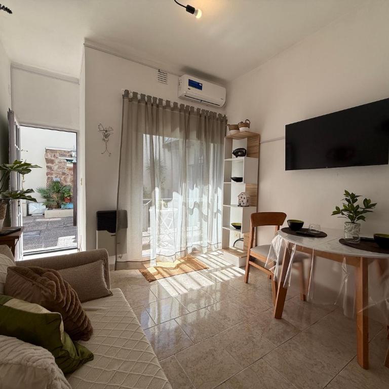 VIA VALENTINA "el deseo de volver" departamentos temporales sobre Av Eden centro - Apartamento de 1 dormitorio - 2