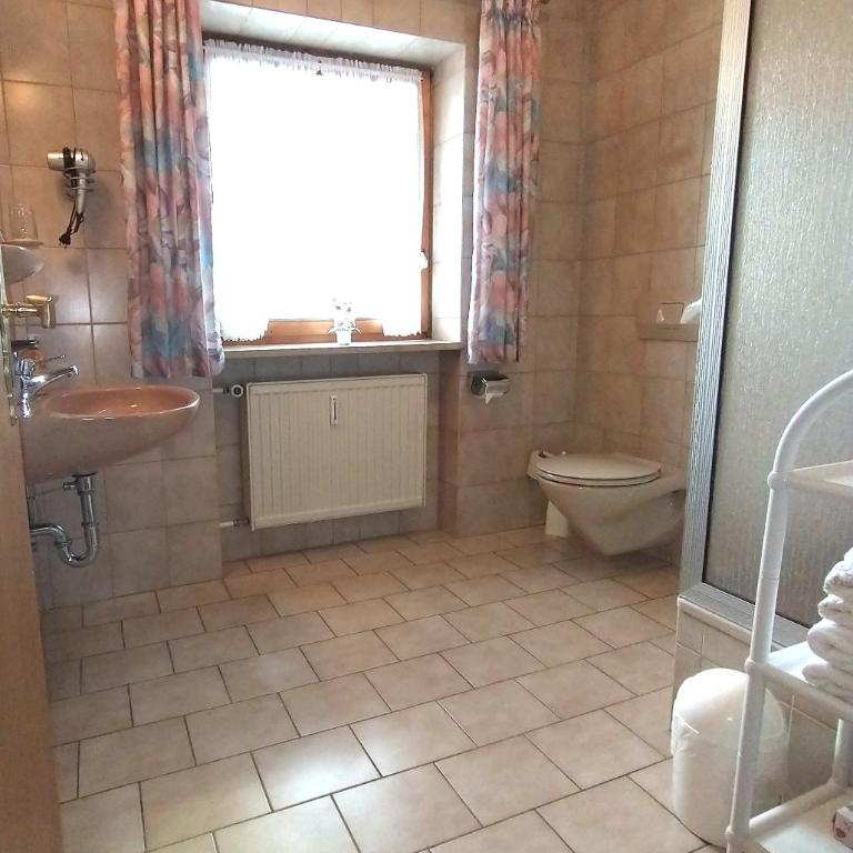 Fewo Wertachliebe - Apartment mit 1 Schlafzimmer und Balkon - 7