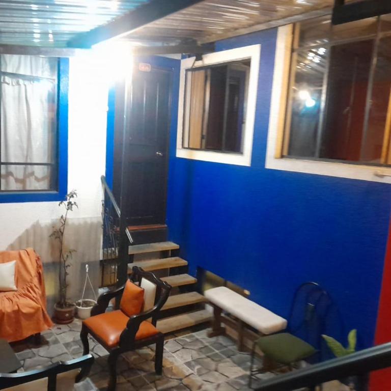HOSTAL CALIFORNIA - Habitación cuádruple - 6