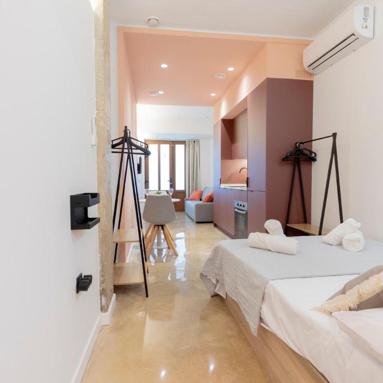 Blue City Apartments - One-Bedroom Apartment - 11