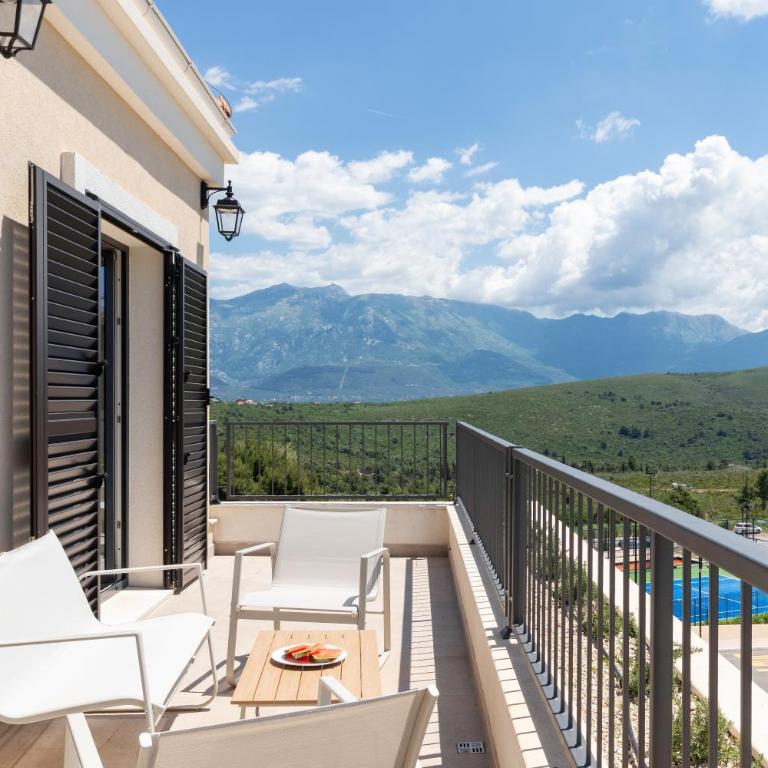 Lustica Apartments Central Bay - Apartman sa 2 Spavaće Sobe, Terasom i Pogledom na More - 7